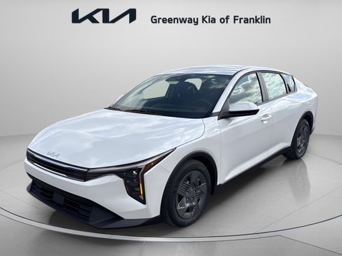 New 2025 Kia K4 LX image 3