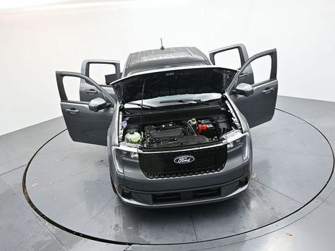 New 2026 Ford Maverick Lobo AWD/4WD image 27