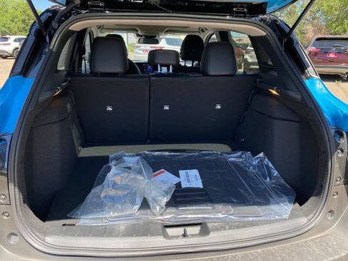 New 2026 Nissan Kicks SR w/ SR Premium Package AWD/4WD image 24
