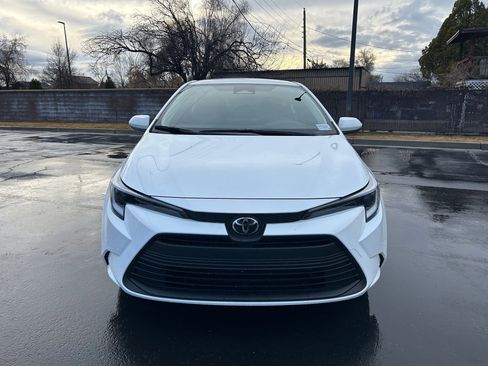 Used 2026 Toyota Corolla LE image 8