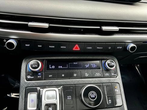 Used 2024 Hyundai Palisade Limited image 24