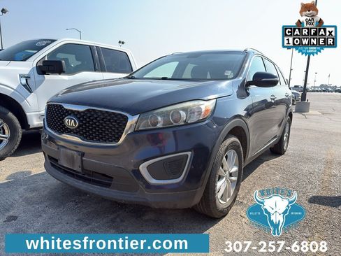 Used 2016 Kia Sorento FWD w/ LX Convenience Package image 1