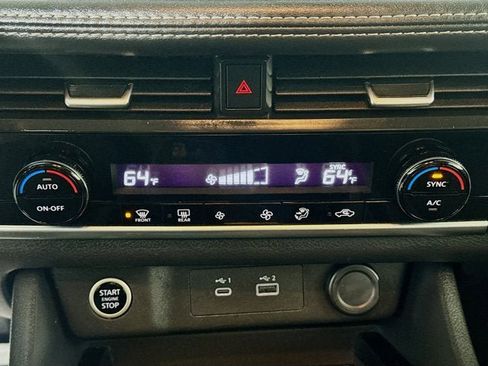 Certified 2023 Nissan Rogue SV image 13