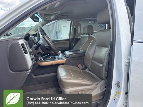 Used 2018 Chevrolet Silverado 1500 LTZ w/ Sport Package image 5