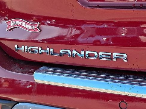 Used 2021 Toyota Highlander Platinum FWD image 32