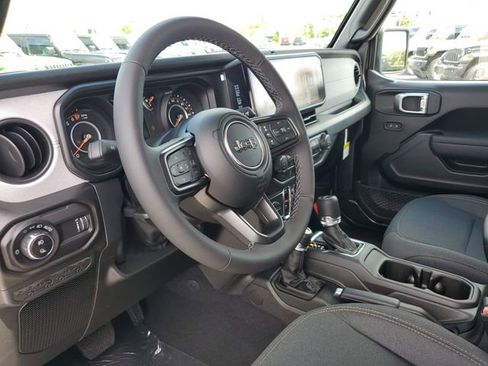 New 2026 Jeep Gladiator Sport AWD/4WD image 11