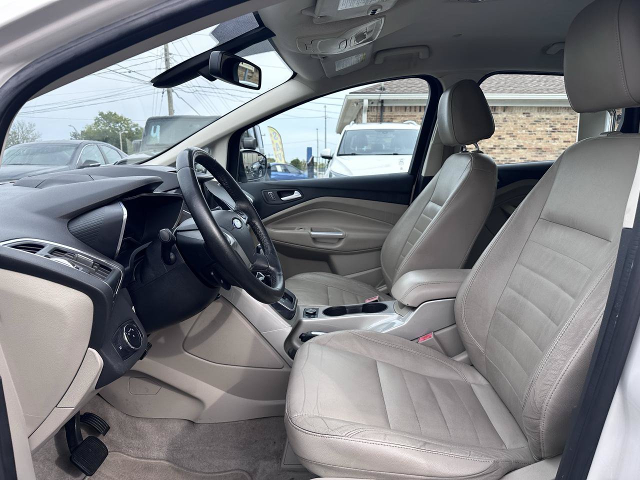 Used 2013 Ford C-MAX SEL FWD image 10