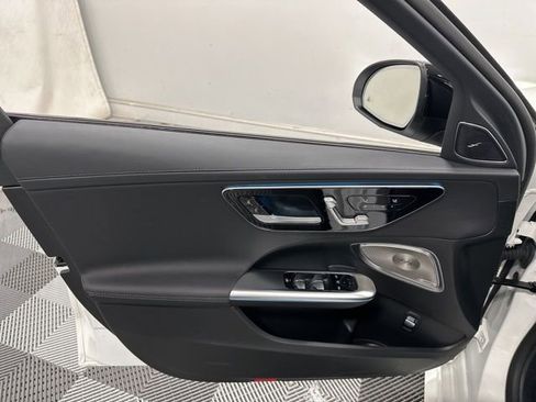 Used 2025 Mercedes-Benz C 300 4MATIC Sedan image 15