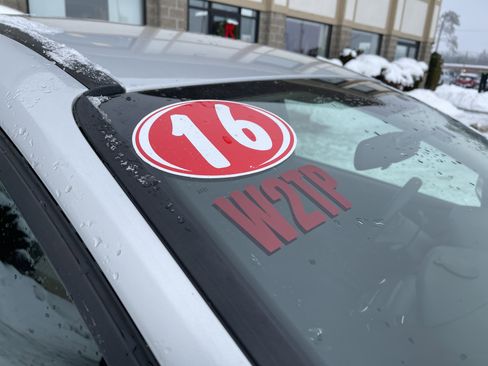 Used 2016 Ford Focus SE w/ Reverse Sensing Package image 26