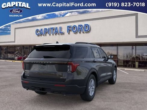 New 2026 Ford Explorer Active AWD/4WD image 8