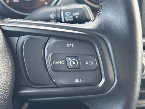 Used 2022 Jeep Wrangler Unlimited Sport AWD/4WD image 22