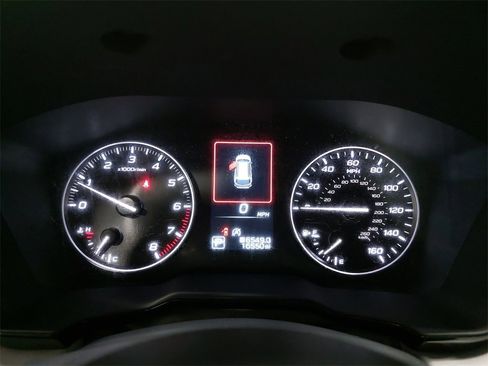 Used 2024 Subaru Outback Premium image 36