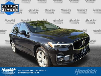 Certified 2022 Volvo XC60 B5 Momentum