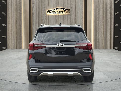 Used 2021 Kia Seltos EX AWD/4WD image 6