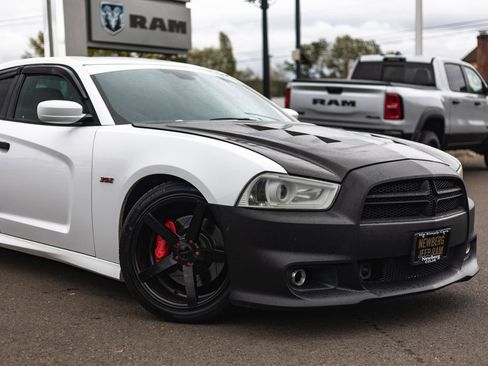 Used 2012 Dodge Charger SRT8 w/ Adaptive Cruise Group RWD image 3