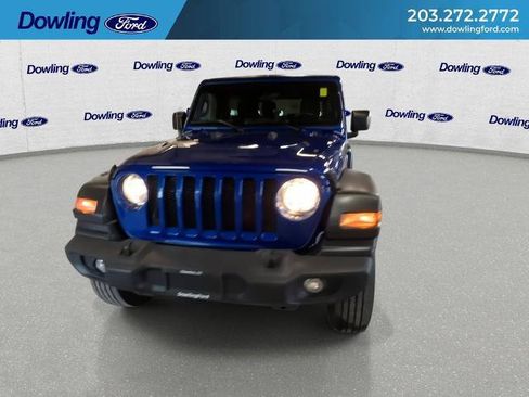 Used 2018 Jeep Wrangler Sport AWD/4WD image 7
