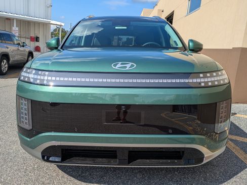 New 2026 Hyundai Ioniq 9 Calligraphy image 11