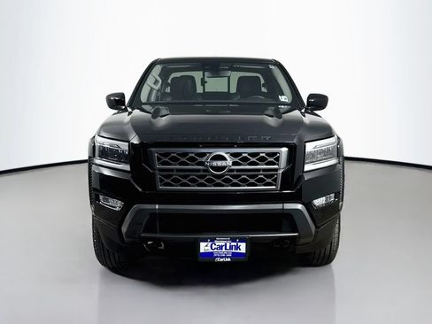 Used 2023 Nissan Frontier SV w/ SV Premium Package AWD/4WD image 2
