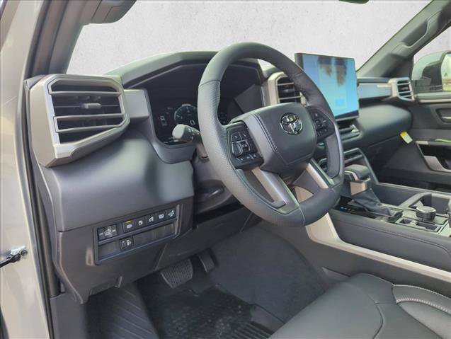 Used 2026 Toyota Tundra Limited AWD/4WD image 17
