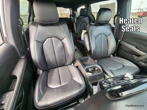 New 2026 Chrysler Voyager LX FWD image 4