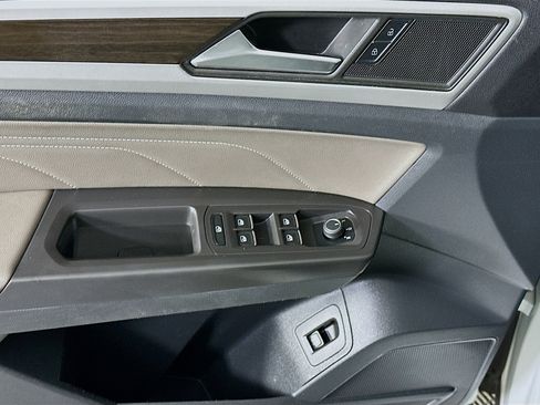 Used 2023 Volkswagen Atlas SE image 15