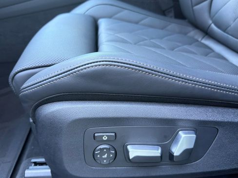 Used 2026 BMW X5 sDrive40i image 14