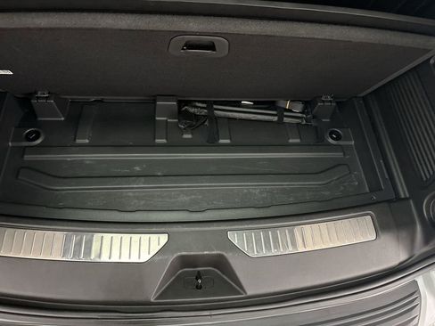 Used 2023 Chevrolet Tahoe Z71 w/ Luxury Package image 30