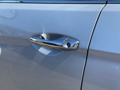Used 2016 Hyundai Santa Fe SE AWD/4WD image 27