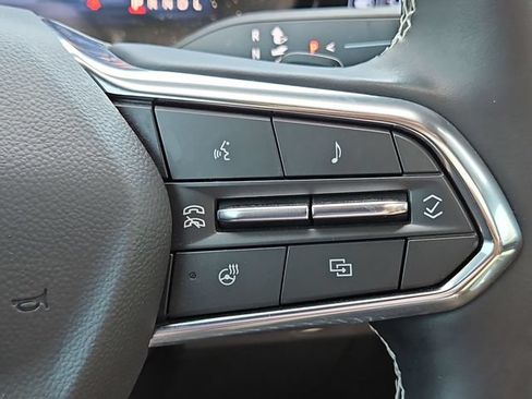 Certified 2024 Chevrolet Traverse LT FWD image 48