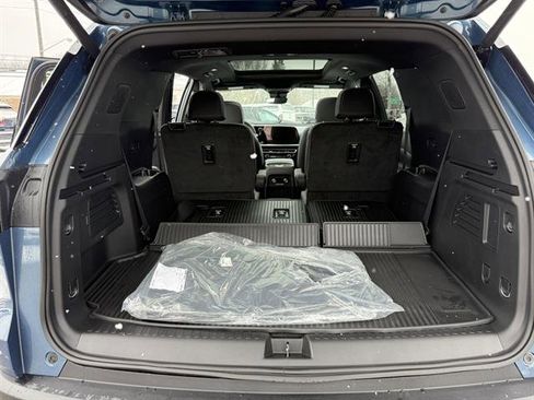 New 2026 Chevrolet Traverse LT w/ Sun and Wheel Package image 27
