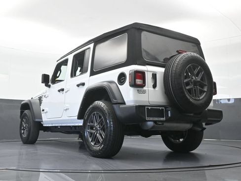 Used 2024 Jeep Wrangler Unlimited Sport AWD/4WD image 53