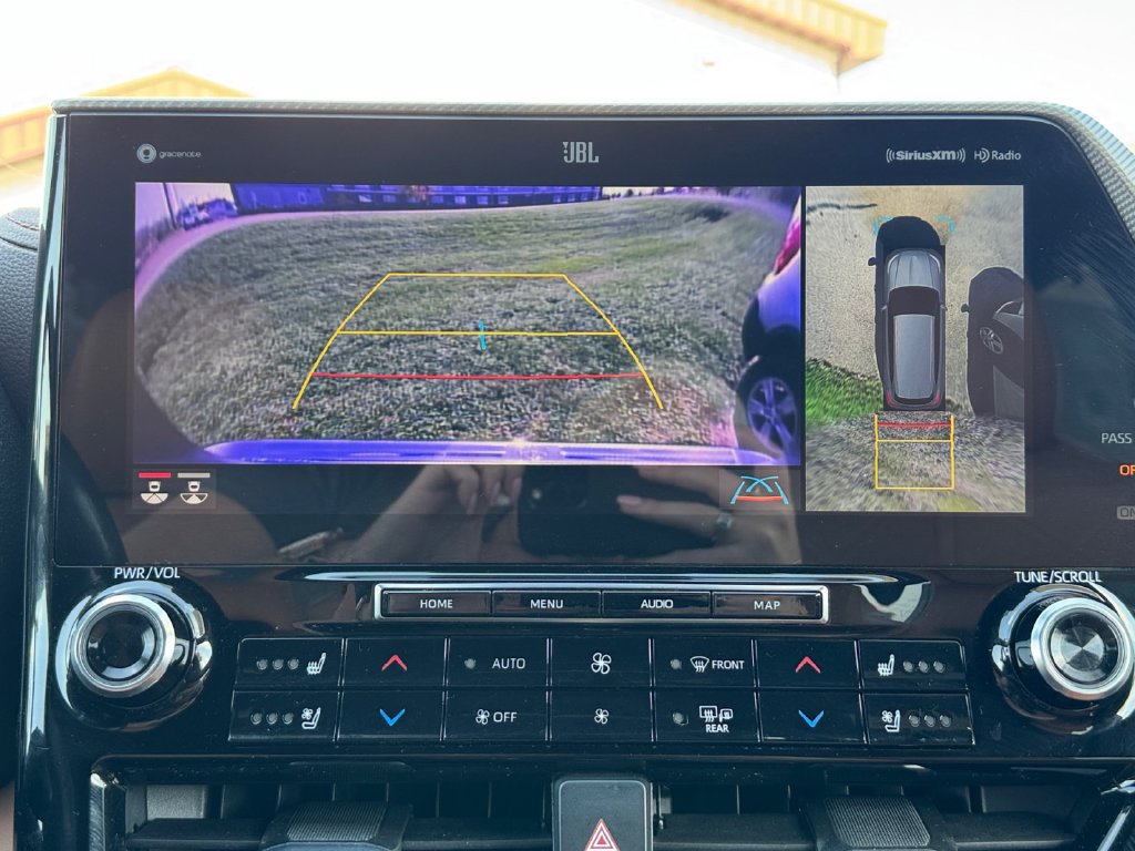 Certified 2020 Toyota Highlander Platinum AWD/4WD image 22