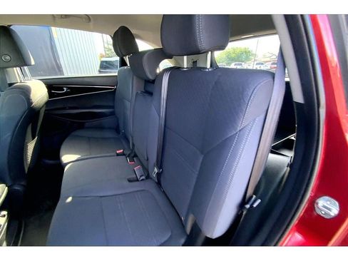 Used 2020 Kia Sorento LX w/ LX I4 Convenience Package AWD/4WD image 27