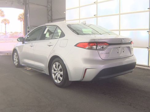 Used 2024 Toyota Corolla LE image 8