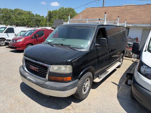 Used 2014 GMC Savana 2500 RWD image 7