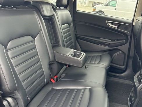 Used 2024 Ford Edge SEL w/ Convenience Package image 37