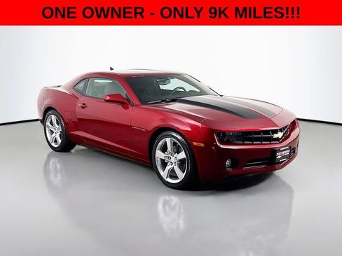 Used 2011 Chevrolet Camaro LT w/ RS Package image 2