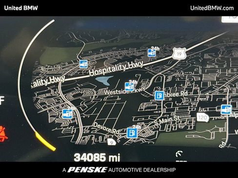 Used 2022 Porsche Taycan image 7