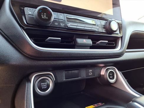 Certified 2025 Toyota Grand Highlander XLE image 14