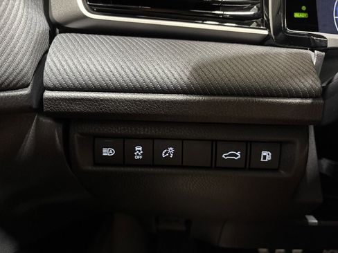 New 2026 Toyota Camry Hybrid FWD image 17