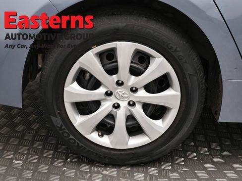 Used 2023 Toyota Corolla LE FWD image 30