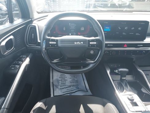 Used 2026 Kia Sorento LX FWD image 17