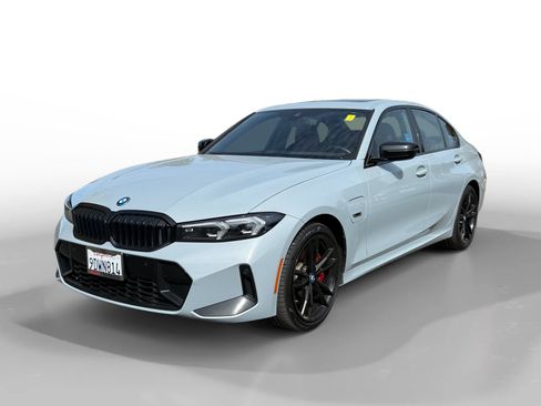 Used 2023 BMW 330e w/ M Sport Package RWD image 1
