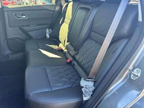 New 2026 Nissan Rogue Platinum w/ Platinum Premium Package image 16