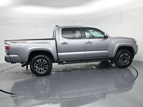 Used 2021 Toyota Tacoma TRD Sport AWD/4WD image 8