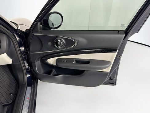 Certified 2024 MINI Cooper Clubman S FWD image 26
