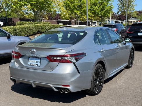 Used 2024 Toyota Camry XSE FWD image 6