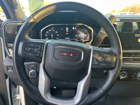 Used 2023 GMC Sierra 1500 Elevation image 13