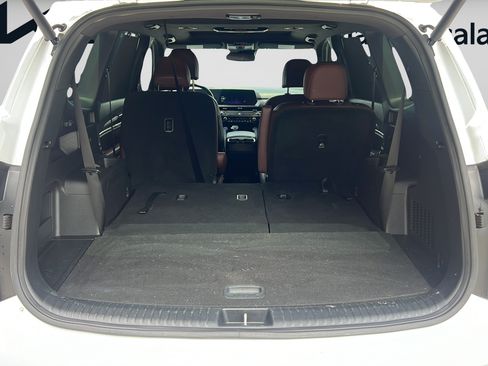 Certified 2023 Kia Telluride EX w/ EX Captain's Chair Package FWD image 9