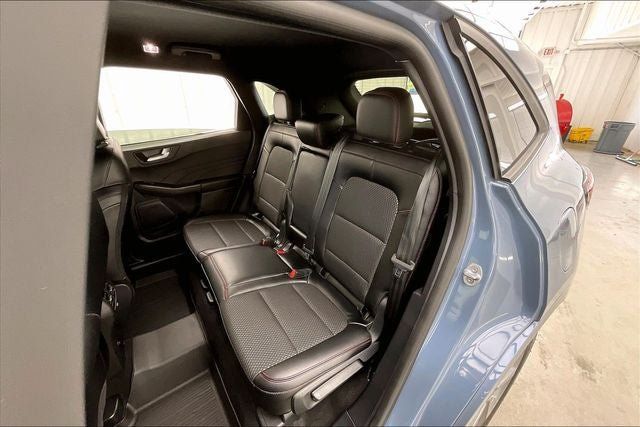 Used 2024 Ford Escape ST-Line w/ Tech Pack #1 AWD/4WD image 19